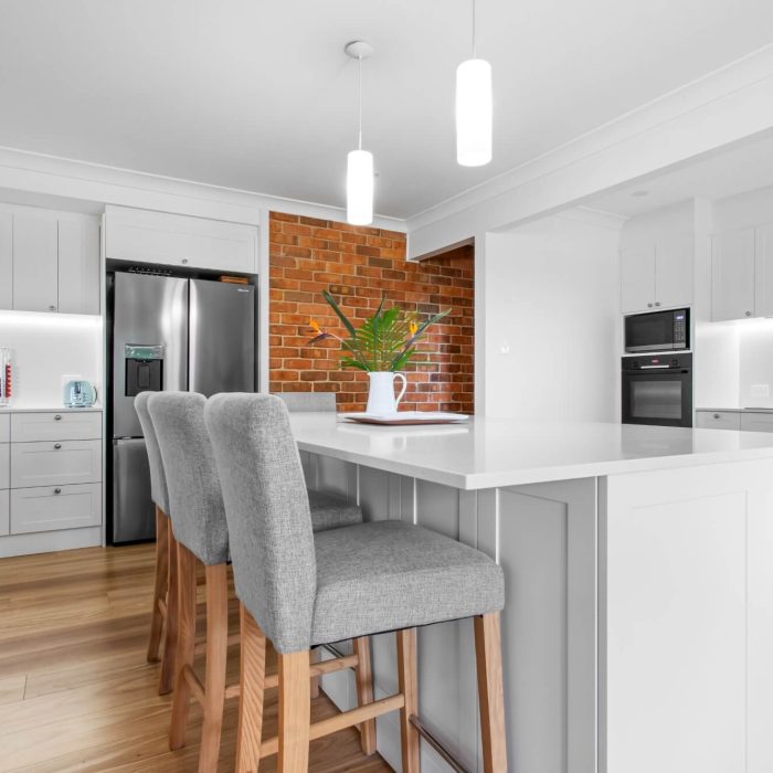 Poly_Shaker_Kitchen_IMG_4387