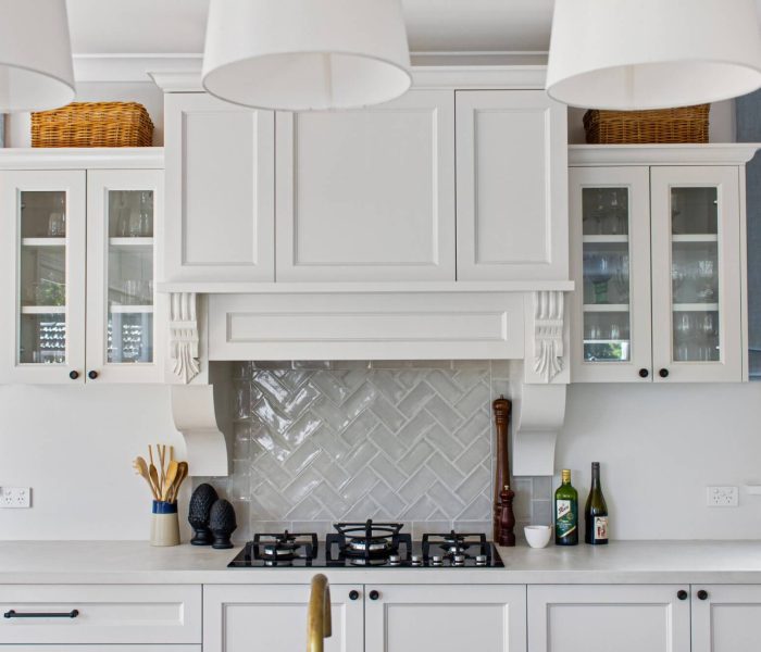 Traditional Shaker with canopy IMG_0023